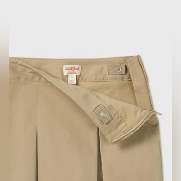Girls' Stretch Uniform Pleated Twill Skort Side Zipper- Cat & Jack™ Beig… - Picture 3 of 11